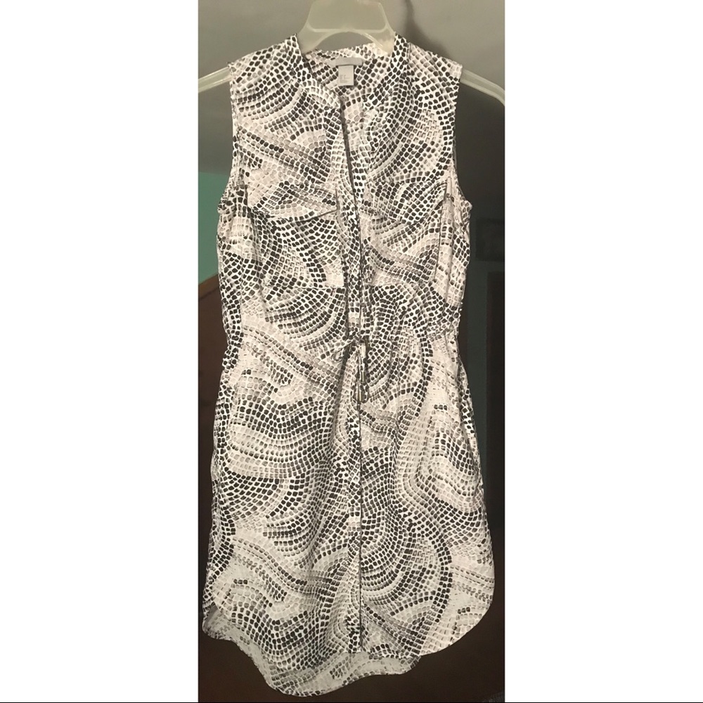 H&M sleeveless button down shirt dress